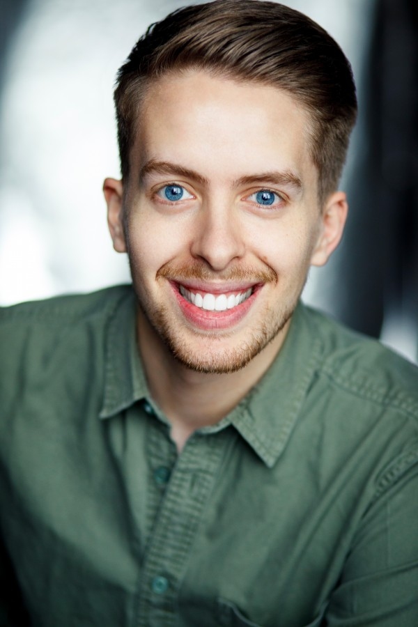 Headshot Photographer, Spotlight Photo